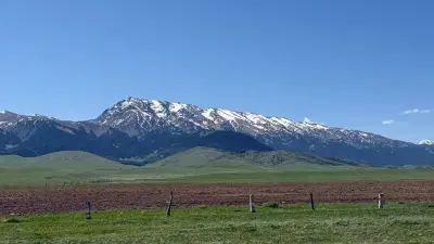 "Биыл тегін 10 сотық жер беріледі". Алматы облысы әкімдігі хабарландыру таратты