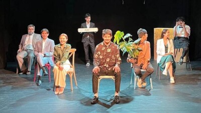 SEN мюзиклі: Өмірлік серігіңізді Instagram, Tinder желісінен табу мүмкін бе?