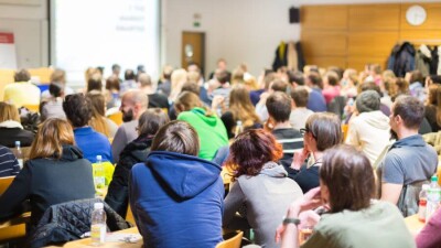 Студенттерге оқу ақысын төлеу үшін 2-3 пайыздық несие беріледі