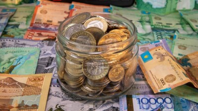 2023 жылы зейнетақы мен жәрдемақы қанша теңге болады?