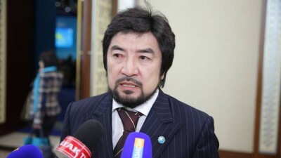 Полиция журналистің шағымынан кейін Бекболат Тілеуханға қатысты тексеріс бастады