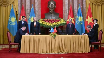 Қазақстан мен Вьетнам Үкіметі визасыз режимге қол қойды