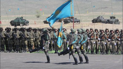 Қазақстан сарбаздары банк пен қаржы ұйымдарына 2,3 млрд теңге қарыз