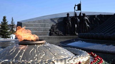 Тоқаев: Соғыста опат болған боздақтарымыздың рухына тағзым ету – біздің перзенттік борышымыз