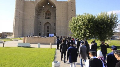 Бас мүфти: Тарихи кесенелерді зиярат ету – сауапты іс, алайда әдебі мен мәдениеті сақталмайды