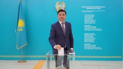 Алтай Көлгінов референдумда дауыс берді