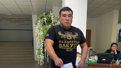 Чемпион балуандар кезектен тыс президент сайлауында өз таңдауын жасады