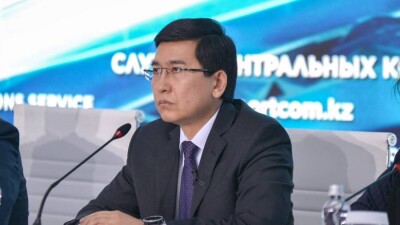 Асхат Аймағамбетов: Енді ЖОО жалақы мен жөндеу жұмыстарына бюджеттен тікелей қаржы алмайды
