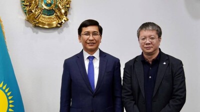 Meta компаниясы Қазақстан мұғалімдеріне цифрлық бағдарламалар әзірлеп жатыр
