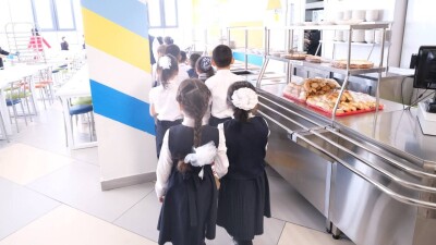 Мектеп оқушыларын қалай пайдалы тамақтандыруға болады? 7 жылдық зерттеу қорытындысы