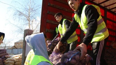 Бүгін Алматы мен Ақмола облыстарында тұратын мың мұқтаж отбасына тегін азық-түлік жеткізіледі
