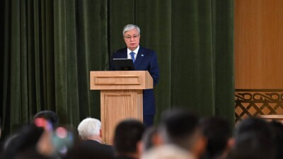 Тоқаев Алматыдағы сейсмология институты туралы: 40 жыл жөнделмеген ғимаратта ғалымдар адам төзгісіз жағдайда жұмыс істеп жатыр