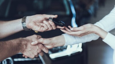 18 секундта – 761 өтініш: Автонесие сайты неге көп адамның өтінішін қабылдамады?
