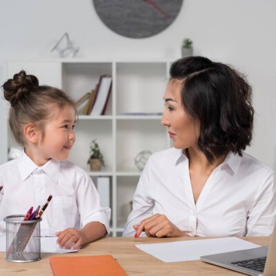 Қазақ тілін қалай ғылым тіліне айналдыруға болады және оған не кедергі? Ғалымдар пікірі 