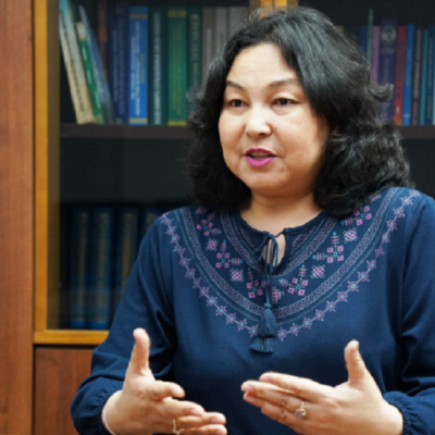 "Қазақша диссертациялар үлесі 1 пайыздан кем". Қазақ тілінде оқулық жазу неге қиын? 