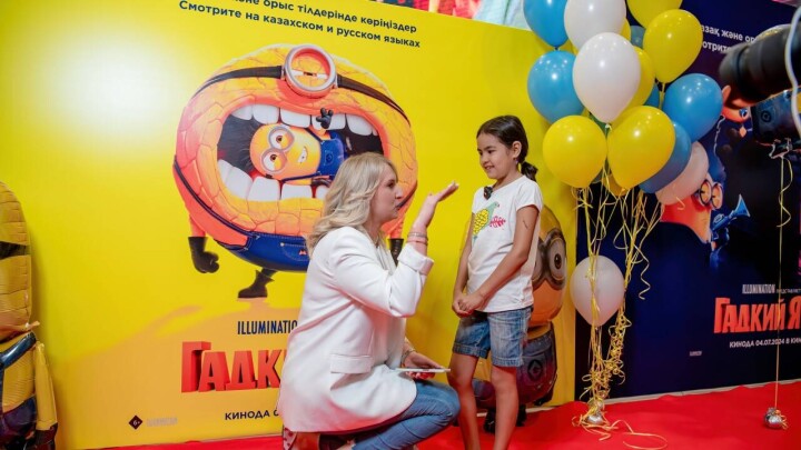 Әлемдік табысы 1 миллиард долларды құраған тағы бір мультфильм қазақша сөйледі