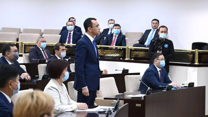 Жаңарған Сенат: Қай сенатор қандай қызмет тізгінін ұстады?