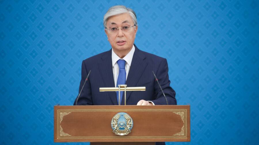 Тоқаев: Біздің парызымыз – қанды қылмыс жасалғанын ұмытпай, содырларды жазаға тарту