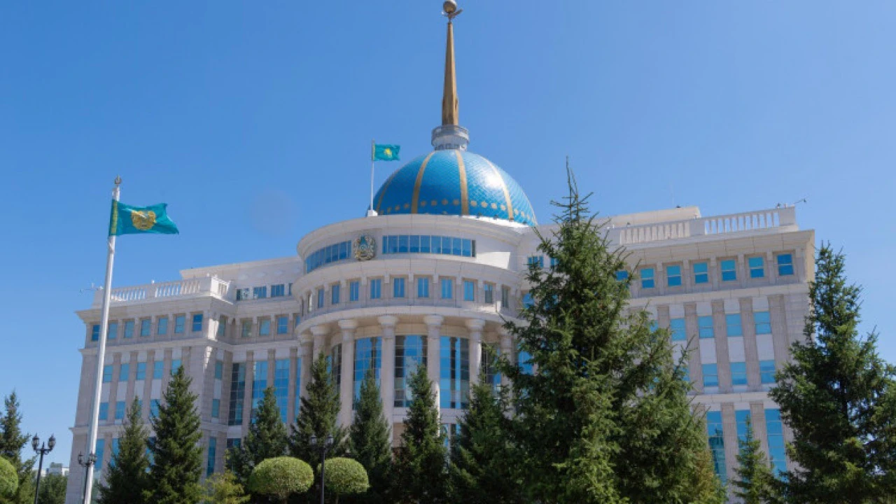 Тоқаев конституциялық заңдарға енгізілген түзетулерге қол қойды