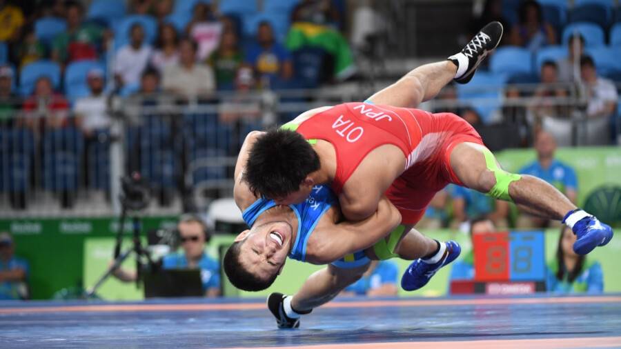 Қазақстандық он балуан Ұлан-Баторда Азия чемпионатында бақ сынайды