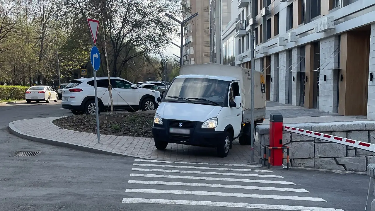 Алматылықтар қаладағы ең қауіпті әрі қолайсыз учаскелерді атады