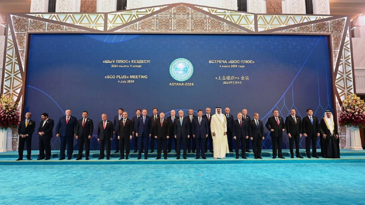 Астанада ШЫҰ саммиті барысында 25 құжатқа қол қойылды