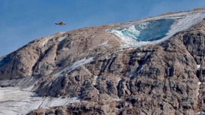 11 человек погибли при обрушении ледника Мармолада в Италии