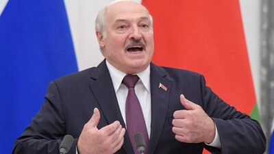 Лукашенко: три дня назад Украина пыталась атаковать Беларусь
