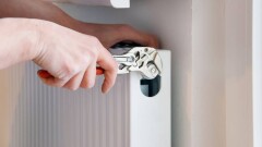 Жители крупнейшего алматинского ЖК обратились к Токаеву из-за отсутствия отопления, воды и света