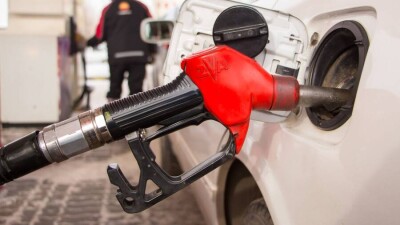 Владельцы мелких АЗС заявили, что на рынке искусственно создают дефицит топлива