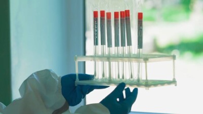 В Казахстане за сутки зарегистрировали 1697 случаев заражения Covid-19