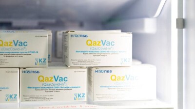 Советник Токаева: ВОЗ может одобрить QazVac