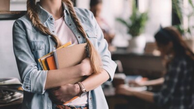 Вузы Казахстана начали приём документов на гранты в магистратуру