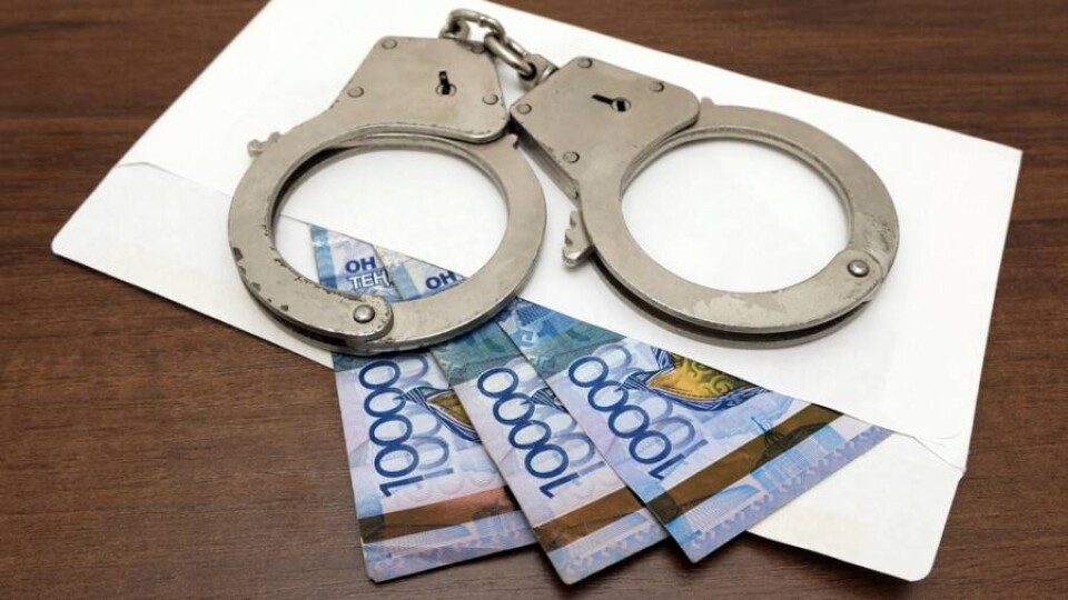 Судью в Алматинской области приговорили к девяти годам тюрьмы за взятку