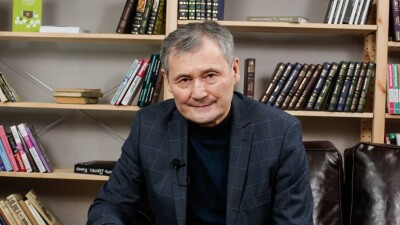 Социолог Есет Есенгараев: если мы не изменимся, то обязательно всё это повторится