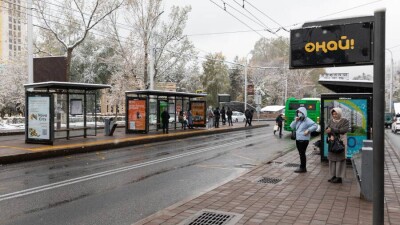 Сотни алматинцев не смогли добраться до работы из-за проблем с общественным транспортом