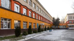 Жемқорлардан алынған қаражатқа 72 жаңа мектеп салынады