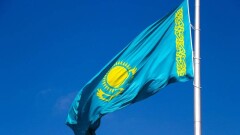 Түркістан облысының тұрғыны Ту мен Елтаңбаны өрттен қорғап қалды