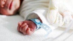 300 мың теңге: Әлеуметтік желіде сәби саудасы қызып тұр