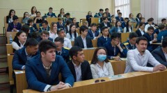 Ғылым министрлігі студенттер арасында тіл бойынша кемсітумен күрес бастайды