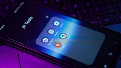ChatGPT, DeepSeek, Gemini. Жасанды интеллект бәсекесінде кімнің бәсі жоғары