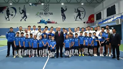 Тоқаев Ақтаудағы BS Arena спорт кешенінің жұмысымен танысты