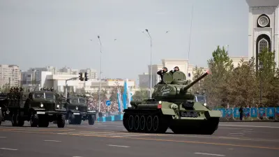 Ұлы Жеңістің 80 жылдығына арналған әскери парад: Фоторепортаж
