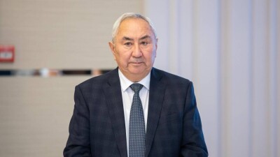 Жигули Дайрабаев ұлдарының істі болуы туралы: Ат төбеліндей адам шулады екен деп мандатымды тастамаймын