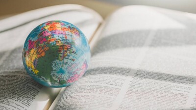 Шетелде ғылыми тағылымдамадан өтуге өтінім қабылдау басталды