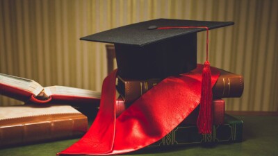 2023 жылы Атырау мен Маңғыстау түлектеріне 3 мың білім гранты бөлінеді
