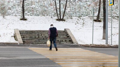 Қазақстанда жұмысы бар адамдардың өзі неге кедей? Еңбек министрі жауап берді