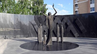 "714 мың құжат әлі құпия". Қуғын-сүргін мен ашаршылық тарихы қалай зерттеліп жатыр?