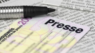 Ақпарат министрі: Журналист пен блогерді айыру үшін баспасөз картасын енгіземіз