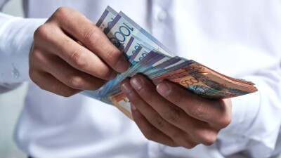 "Бұл цифрға халық сенбейді". Мәжіліс депутаты орташа жалақы статистикасын сынға алды